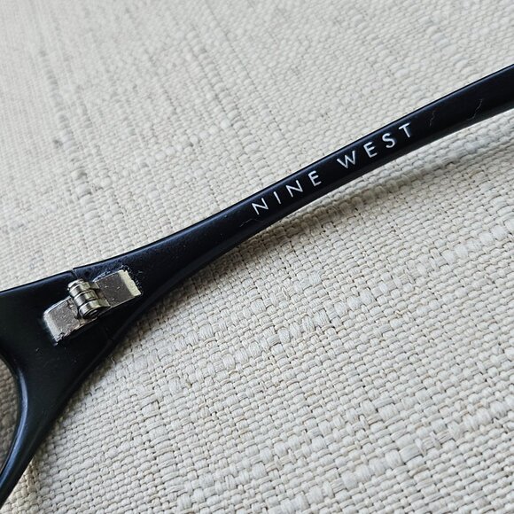 Nine West Women Sunglasses Black Wrap Sports Frame/Shades - Picture 12 of 14